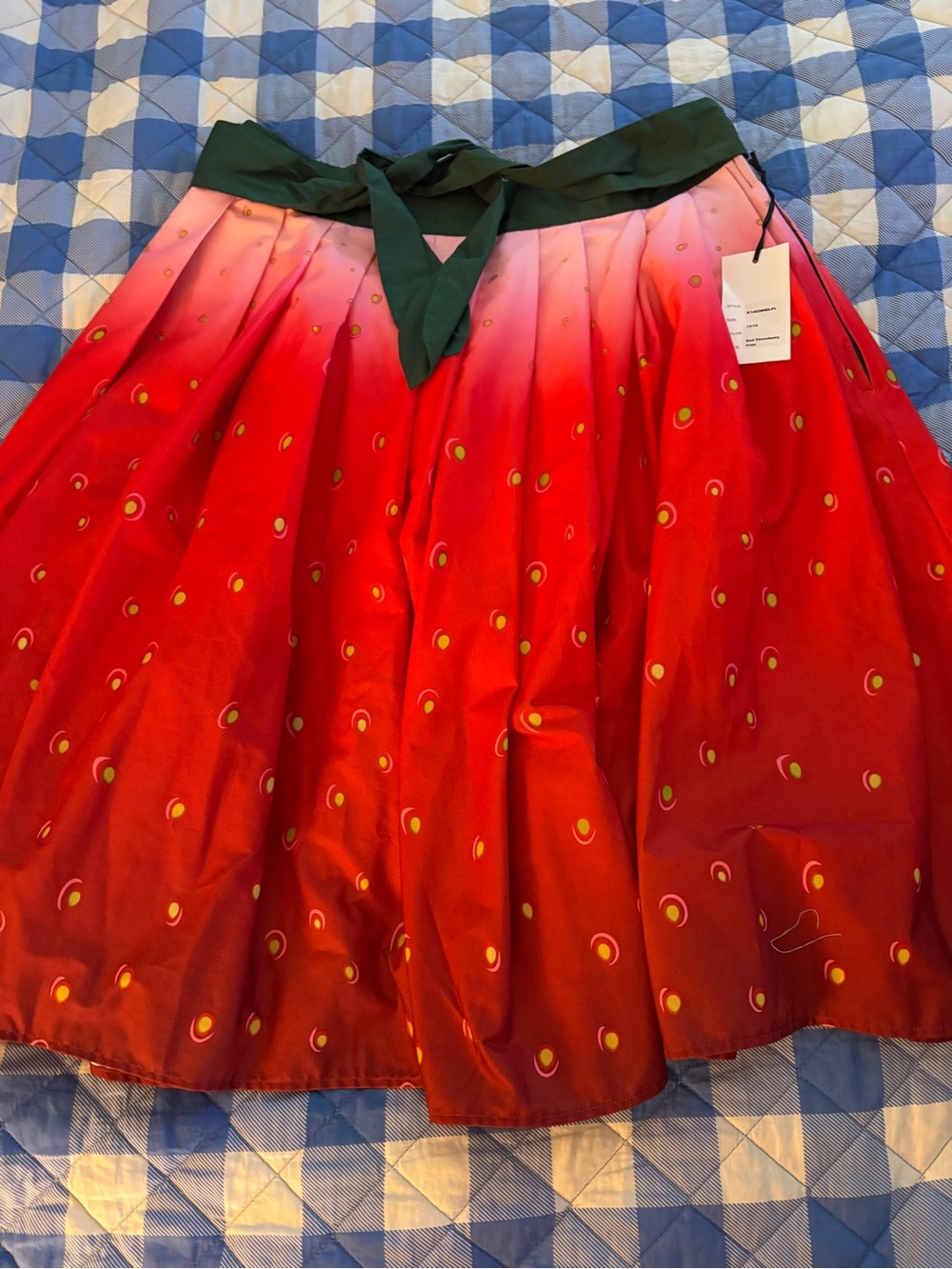 Unique Vintage Ombré Strawberry Green Waist Tie - Picture 2 of 5